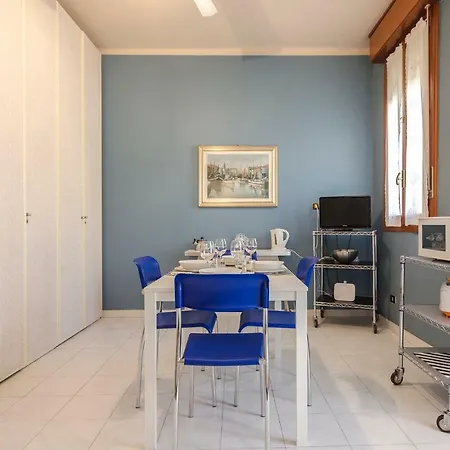 Dimora Lame, Spazioso E Centrale Daire